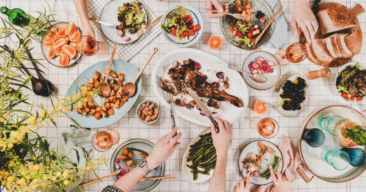 Summer Sizzle: Best Herbs and Spices to Elevate Seasonal Dishes